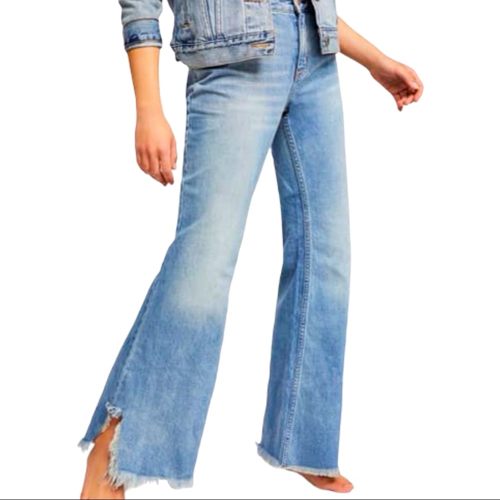 Free People Vintage Flare Jeans raw step hem EUC